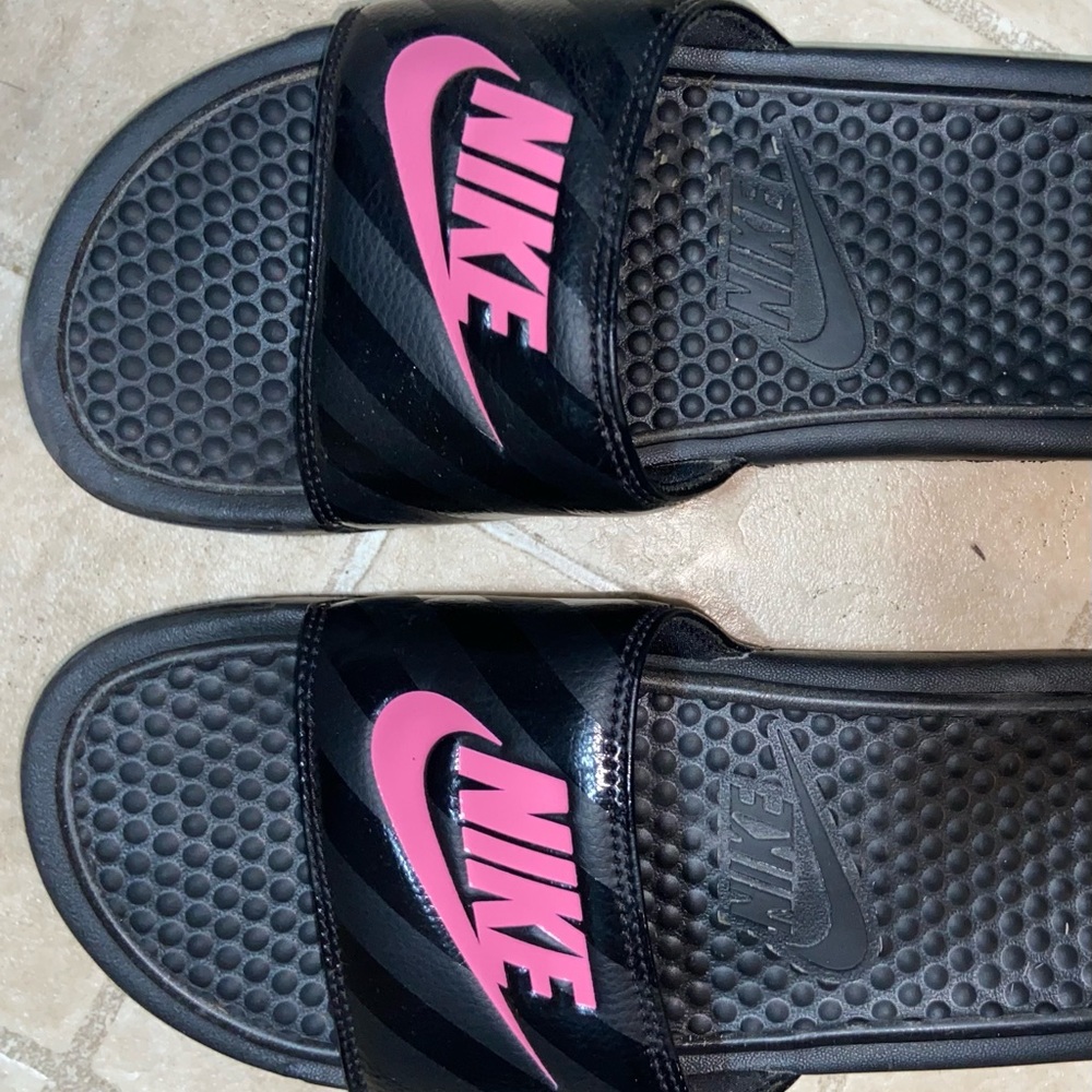 Nike